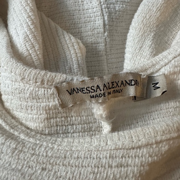 White Tunic Top - Picture 4 of 6